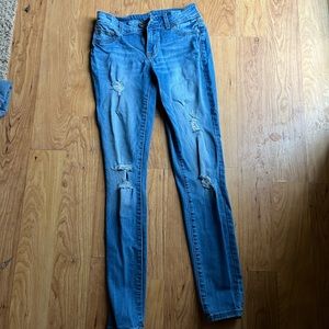 Maurice’s, xs regular ripped jeans
